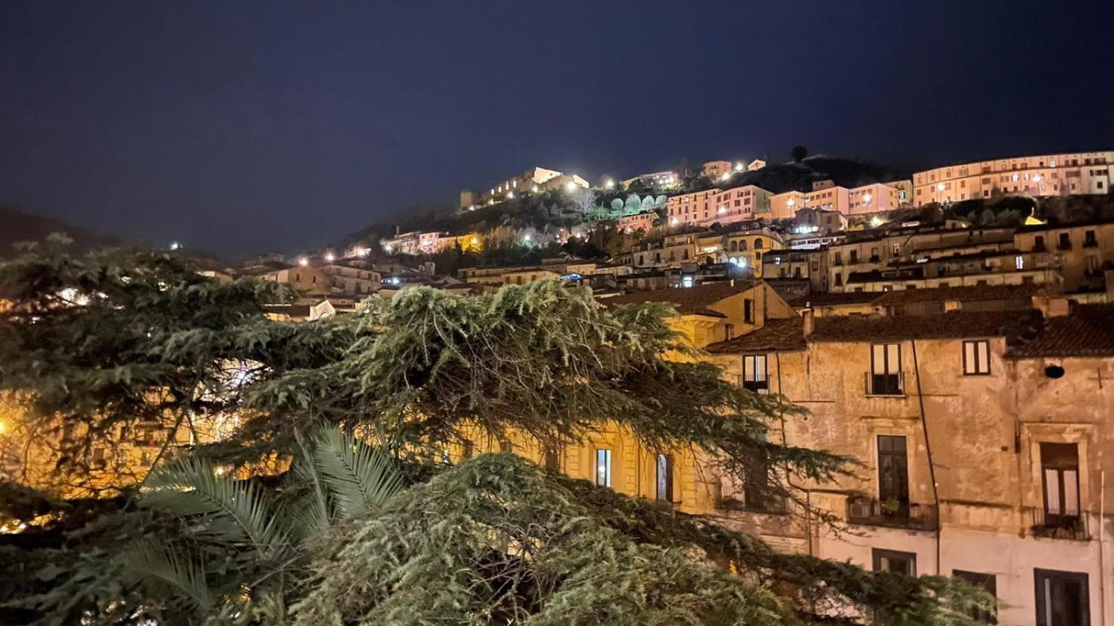 Ellebi Galleria E Dimora D'Arte Cosenza Luaran gambar